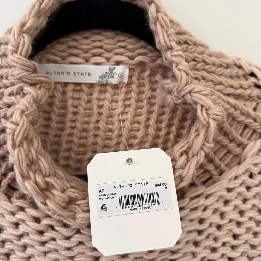 NWT Altrd State Chunky Oversized Sweater - Picture 3 of 5